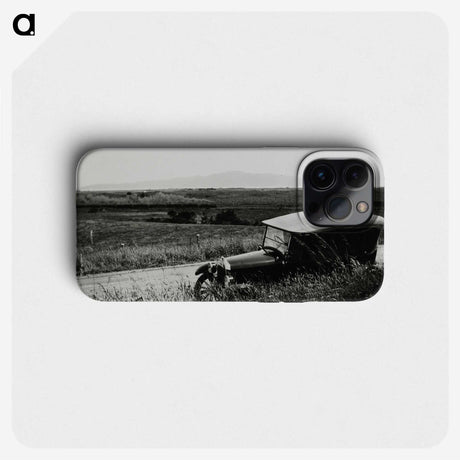 2-31_Leslie-Adkin_phone