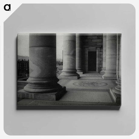 2-33_Leslie-Adkin_canvas