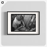 2-34_Russell-Lee_blk