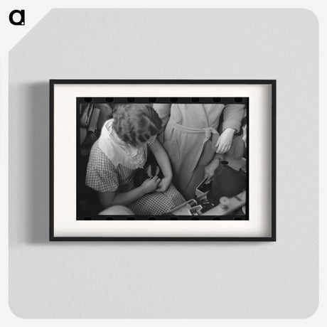 2-34_Russell-Lee_blk