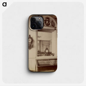 2-38_Eugene-Atget_phone
