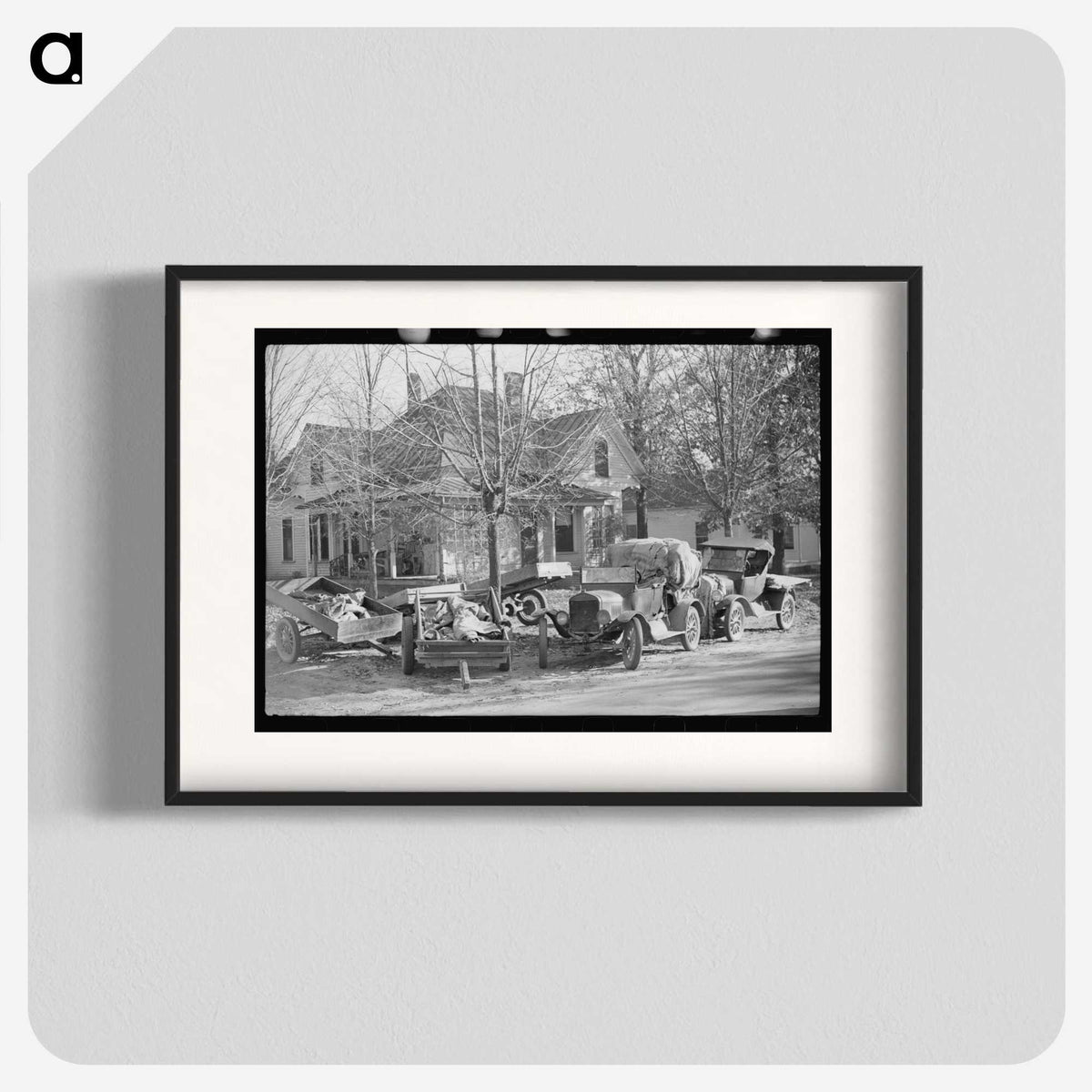 2-38_Marion-Post-Wolcott_blk