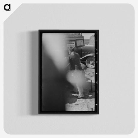 2-44_Russell-Lee_blk-crop
