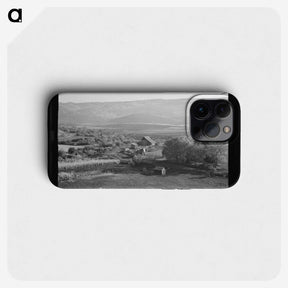 2-46_Dorothea-Lange_phone