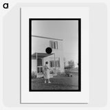 2-47_Marion-Post-Wolcott_picture