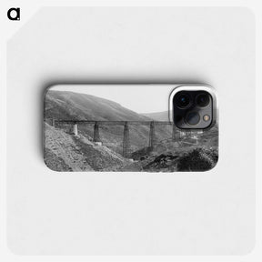 2-49_The-Burton-Brothers_phone