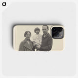 Marie Rapp, Yvonne & George Boursault - アルフレッド スティーグリッツ Phone Case.