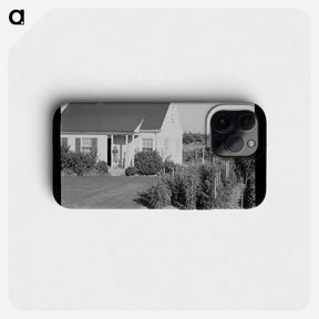 2-54_Dorothea-Lange_phone