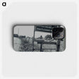 2-60_Dorothea-Lange_phone