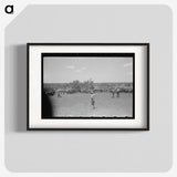 2-60_Russell-Lee_blk