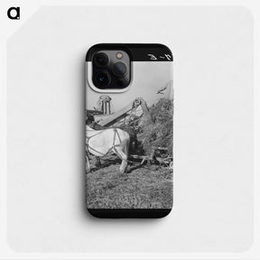 2-66_Dorothea-Lange_phone