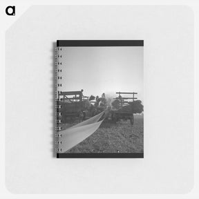 アートメモ帳-Untitled photo, possibly related to: The threshing of oats - ドロテア ラング Memo.
