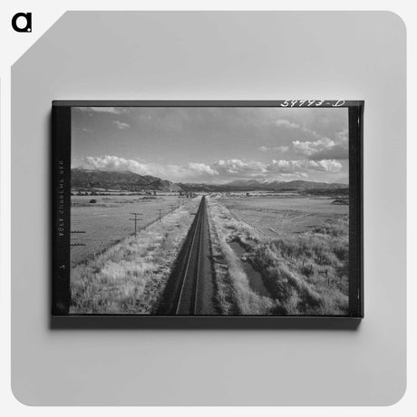 2-76_Marion-Post-Wolcott_canvas