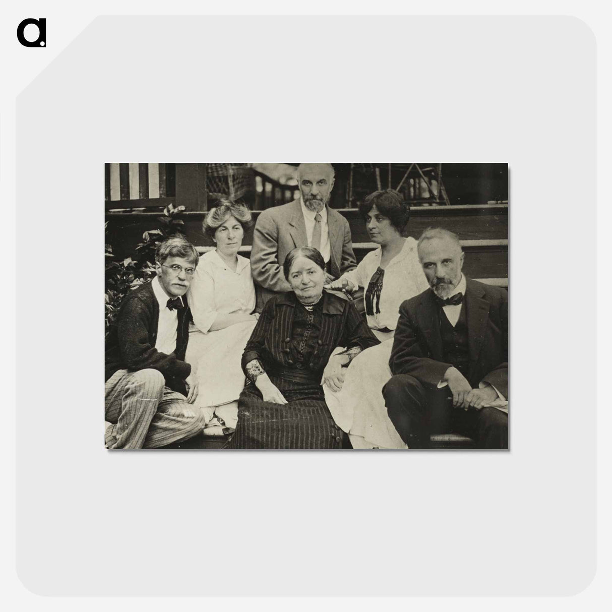 アートポストカード-Untitled (Stieglitz, Agnes, mother Hedwig, Julius, Selma, and Lee on Oaklawn steps) - アルフレッド スティーグリッツ Postcard.