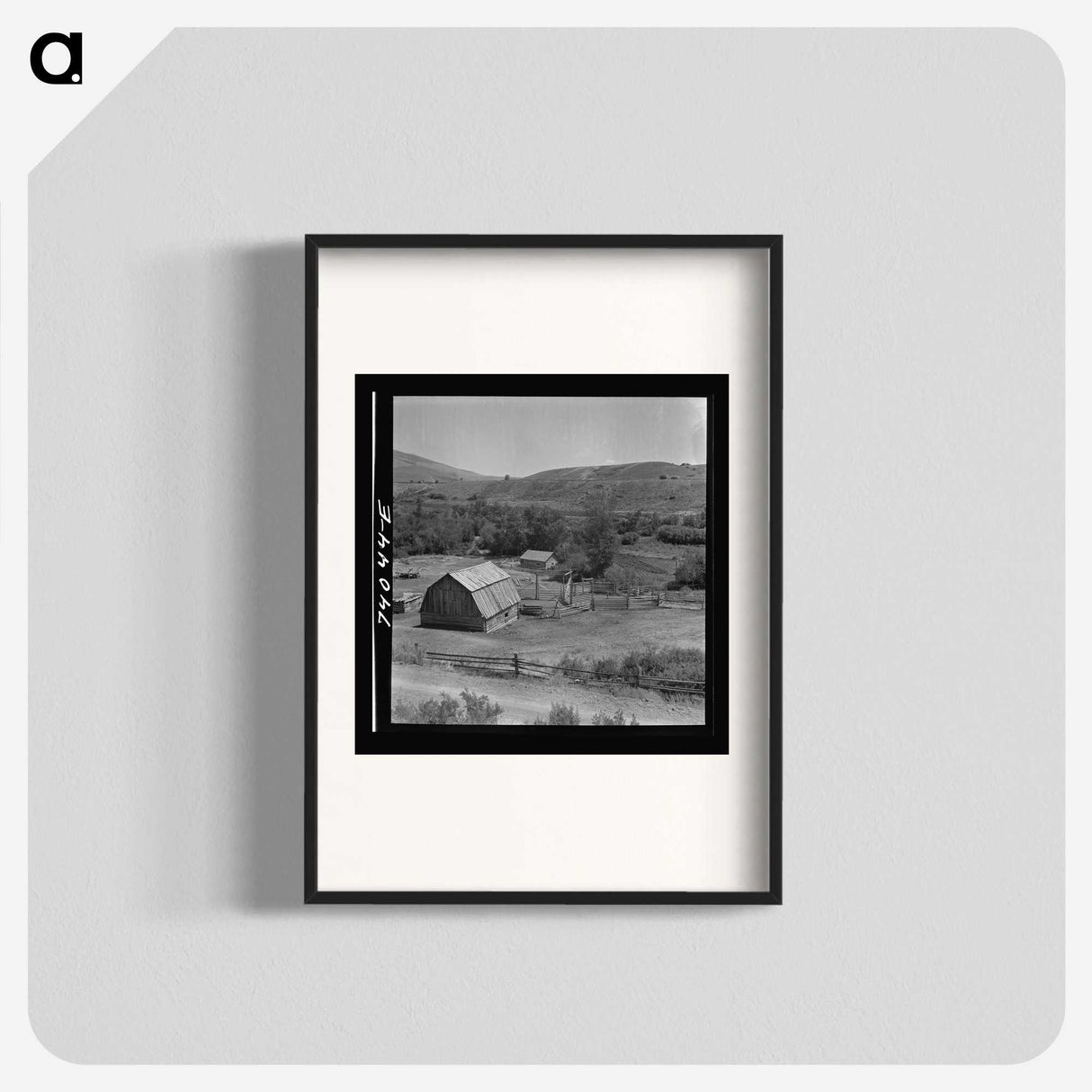 2-80_Russell-Lee_blk