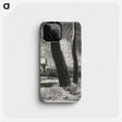 2-81_Yale-University-Art-Gallery_phone