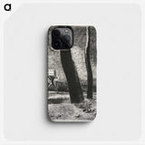 2-81_Yale-University-Art-Gallery_phone