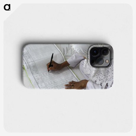 2-83_COVID-19_phone