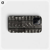 2-86_Eadweard-Muybridge_phone