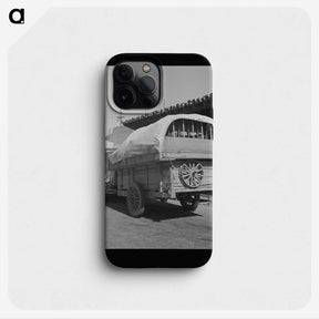 2-87_Dorothea-Lange_phone