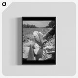 2-90_Dorothea-Lange_blk-crop