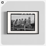 2-91_Russell-Lee_blk