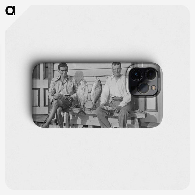 2-92_Leslie-Adkin_phone