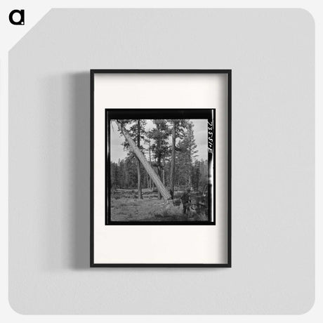 2-94_Russell-Lee_blk