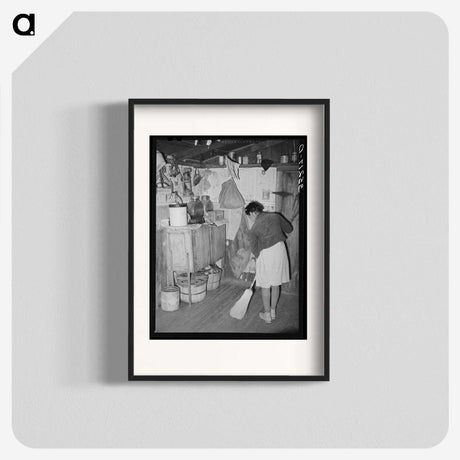 2-96_Russell-Lee_blk