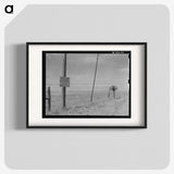 2-97_Russell-Lee_blk