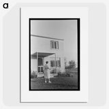 2-9_Marion-Post-Wolcott_picture