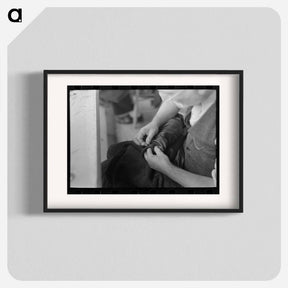 アートポスター-Tailor Cutting Cloth
 - ラッセル リー Poster.