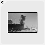 アートポストカード-Ship Entering Corpus Christi Port
 - ラッセル リー Postcard.