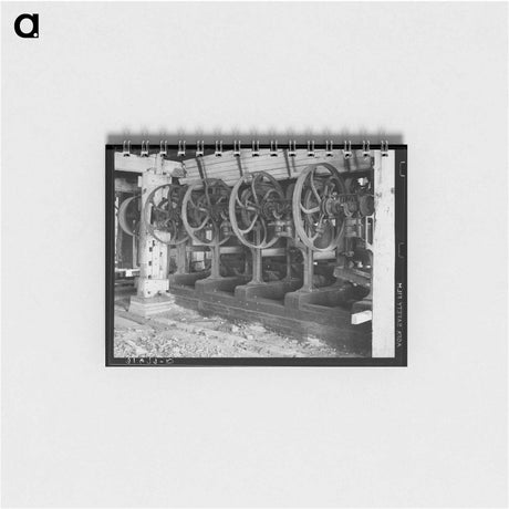 アートメモ帳-Abandoned Sugar Mill Machinery
 - ラッセル リー Memo.