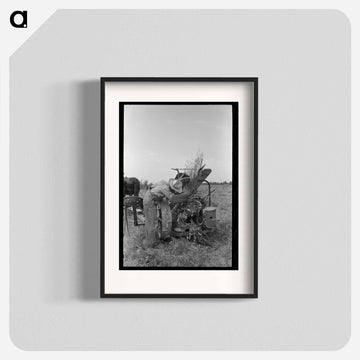 Repairing the Mower
 - ラッセル リー Poster.