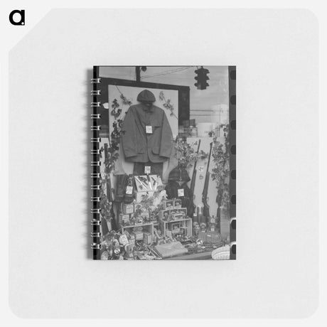 アートメモ帳-Fall Window Display
 - ラッセル リー Memo.