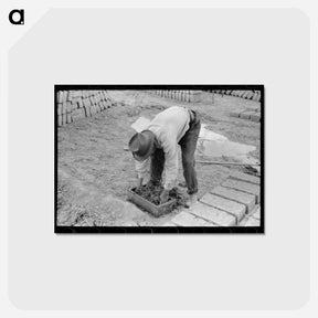 アートポストカード-Adobe Bricks, Chamisal
 - ラッセル リー Postcard.