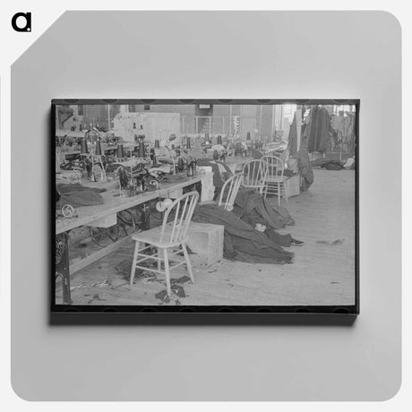 アートパネル-Cooperative Garment Factory
 - ラッセル リー Canvas.