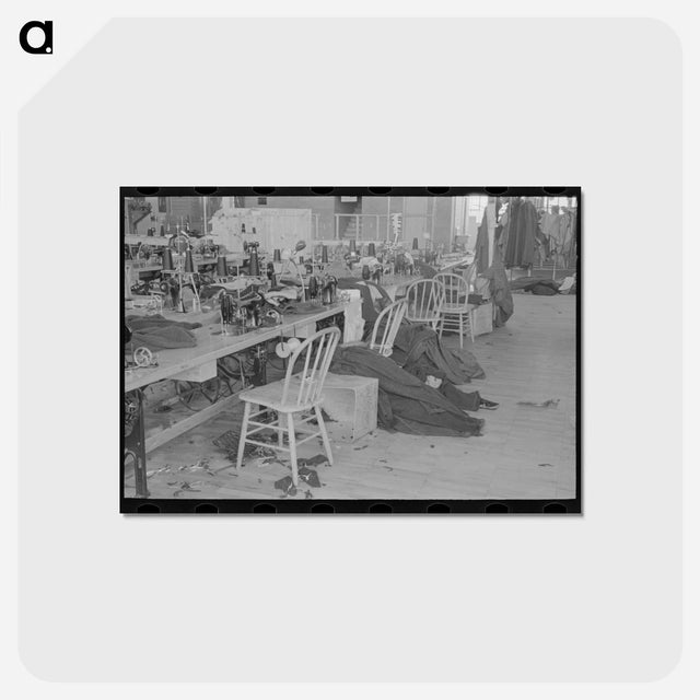 アートポストカード-Cooperative Garment Factory
 - ラッセル リー Postcard.
