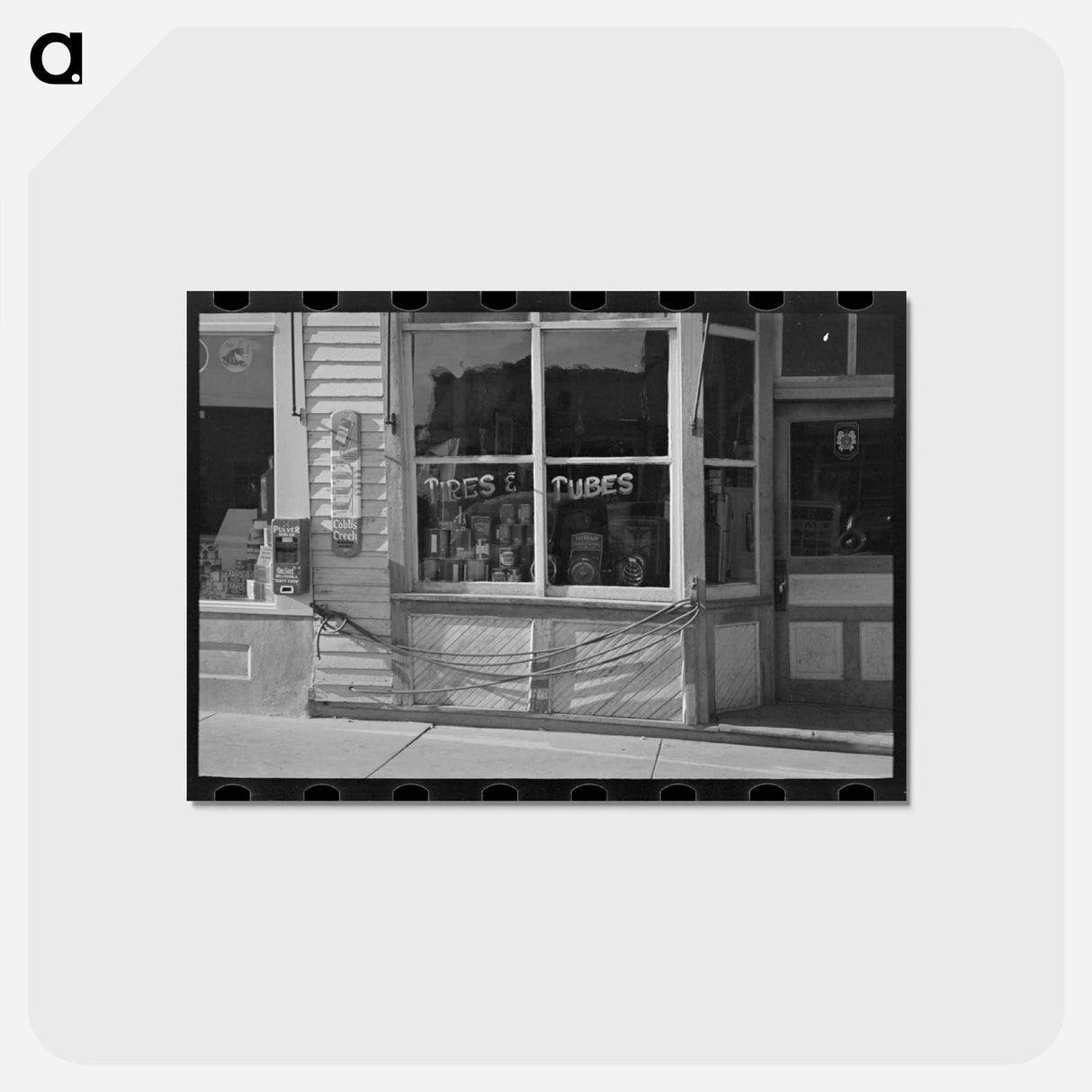 アートポストカード-Tire Repair Shop, Plentywood, Montana
 - ラッセル リー Postcard.