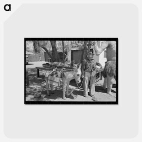 アートポストカード-Apache Junction Figures
 - ラッセル リー Postcard.