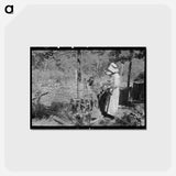 アートポストカード-Tenant Farmer Feeding Hogs
 - ラッセル リー Postcard.