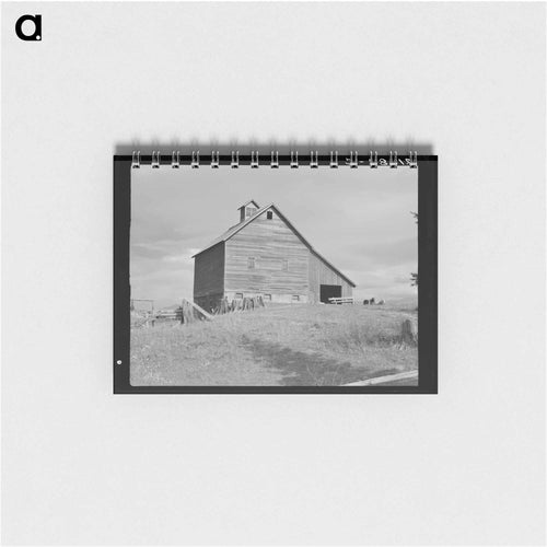 The barn of an older settler on established farm - ドロテア ラング Memo.