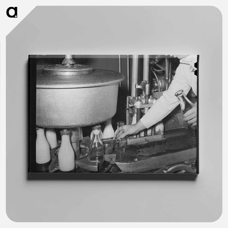 アートパネル-Milk Bottle Filling
 - ラッセル リー Canvas.