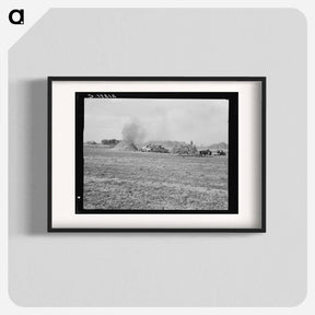 アートポスター-Threshing red clover for seed on older settler's ranch - ドロテア ラング Poster.
