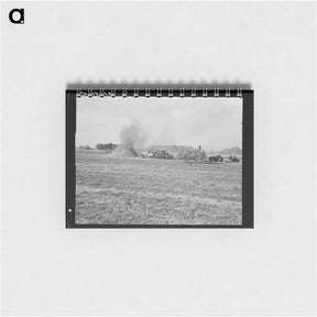 アートメモ帳-Threshing red clover for seed on older settler's ranch - ドロテア ラング Memo.