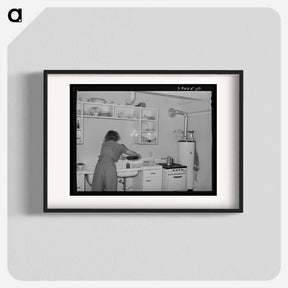 アートポスター-Marine's Wife Washing Dishes
 - ラッセル リー Poster.