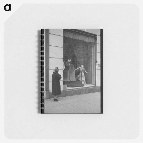 アートメモ帳-Surrealistic Window Display
 - ラッセル リー Memo.