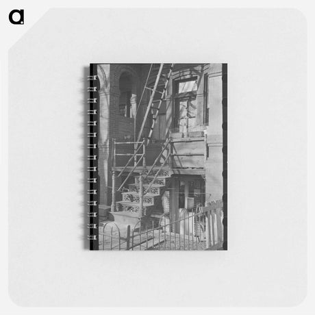 アートメモ帳-Entrance to Apartment, Eighteenth and L Streets
 - ラッセル リー Memo.