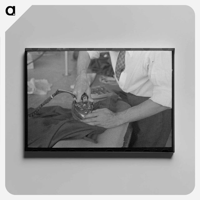 アートパネル-Presser's Hands
 - ラッセル リー Canvas.